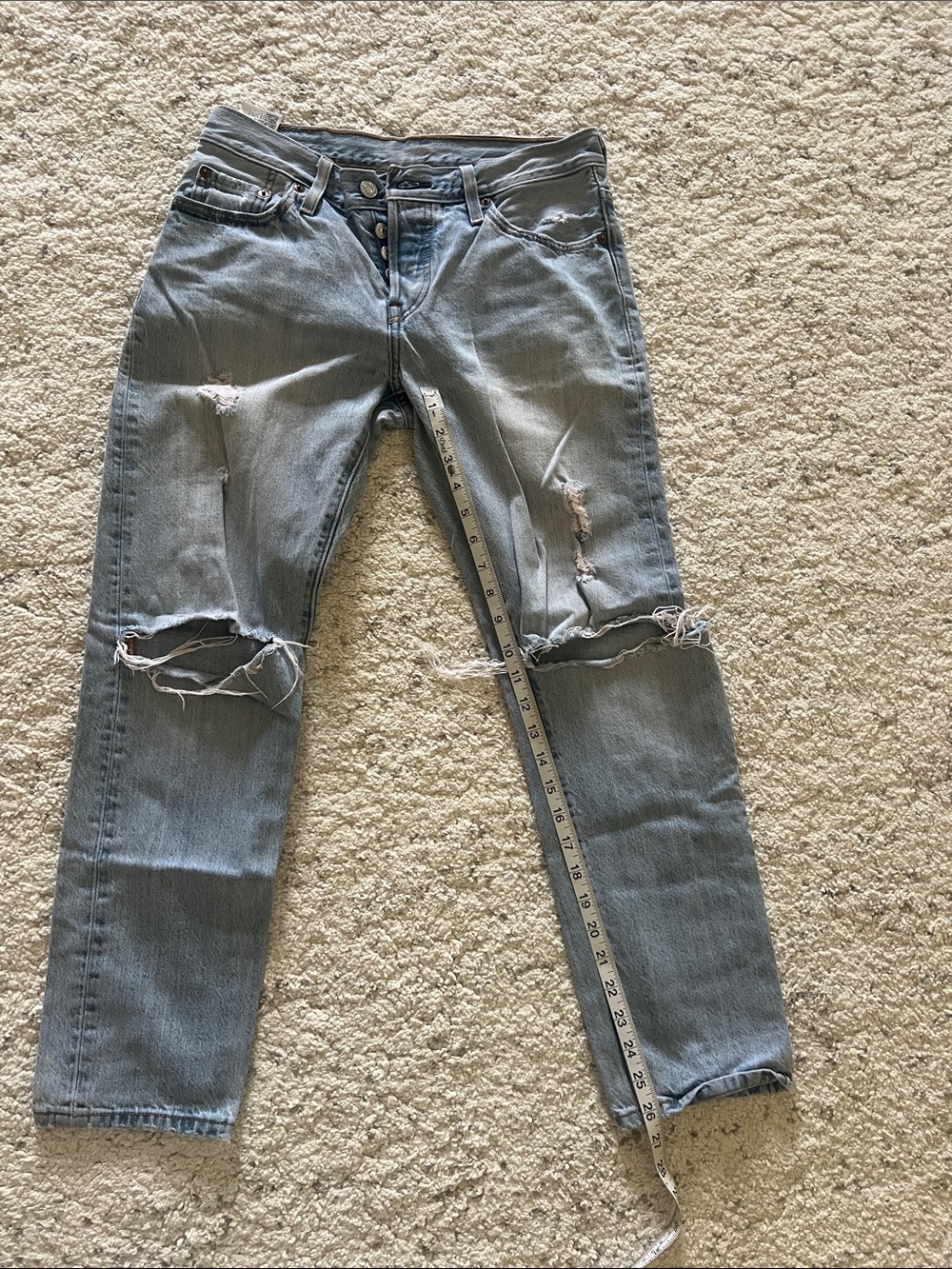 501 Levi’s straight Light Blue Ripped Jeans